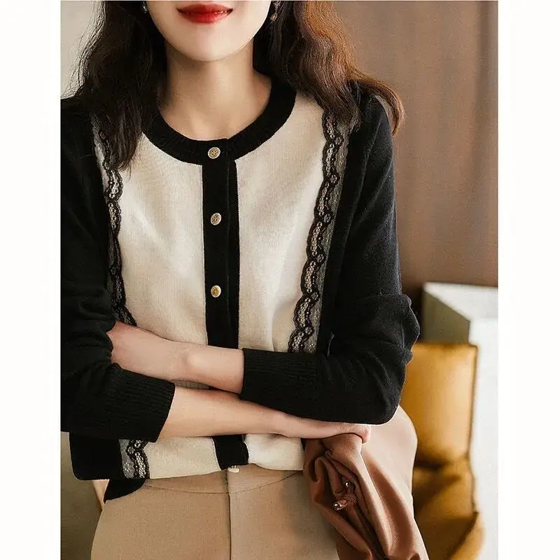 2023 Spring Autumn New Contrast Color Fashion Round Neck Long Sleeve Knitting Cardigan Women Button Lace Patchwork All-match Top