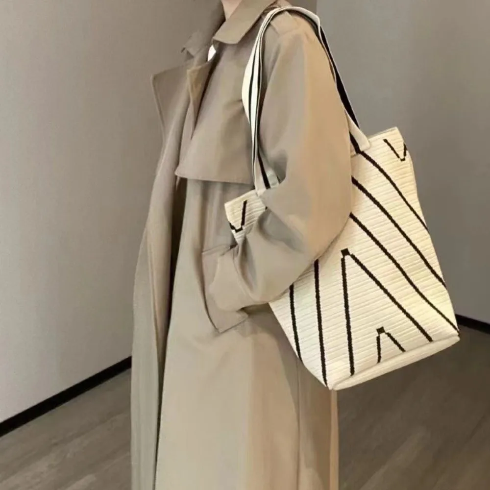 Fashion Handbag Shoulder Bag Triangle Wave Striped Pattern Knitted Bag Large Capacity Tote Bag Women
