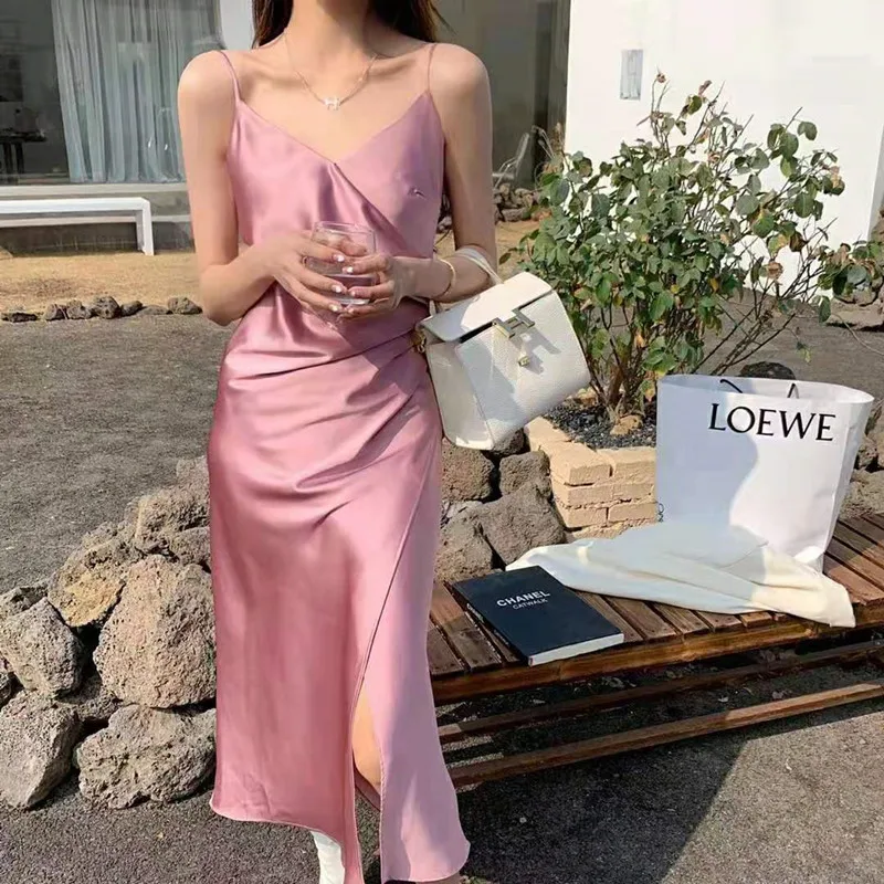 เซ็กซี่ต่ําตัดแยกผ้าไหมฤดูร้อนสปาเก็ตตี้ชุดราตรี Cross ชุดซาติน Vestido robe maxi elegante