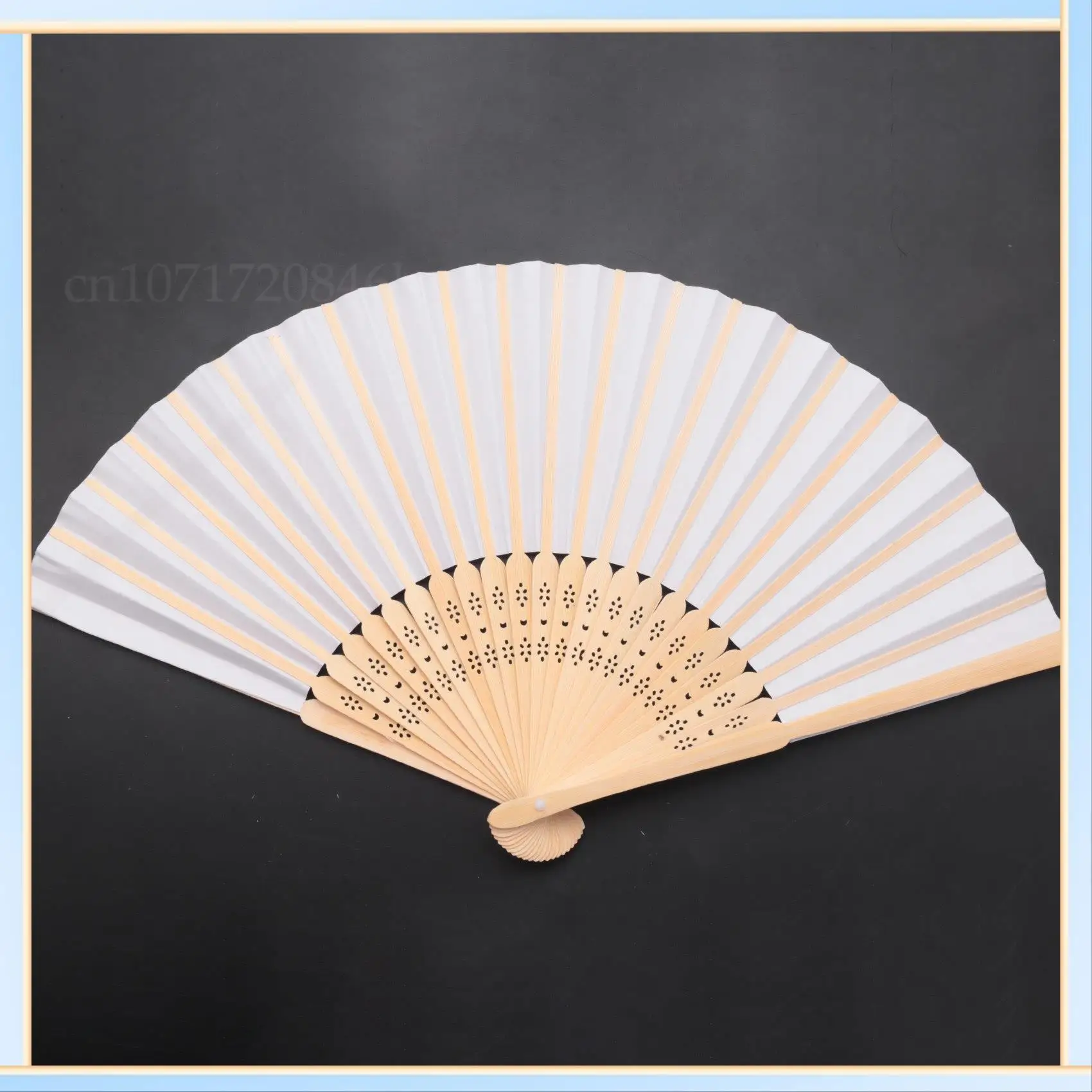 

-A60I 50 Pcs/Lot White Folding Elegant Paper Hand Fan Wedding Party Favors 21Cm(White)