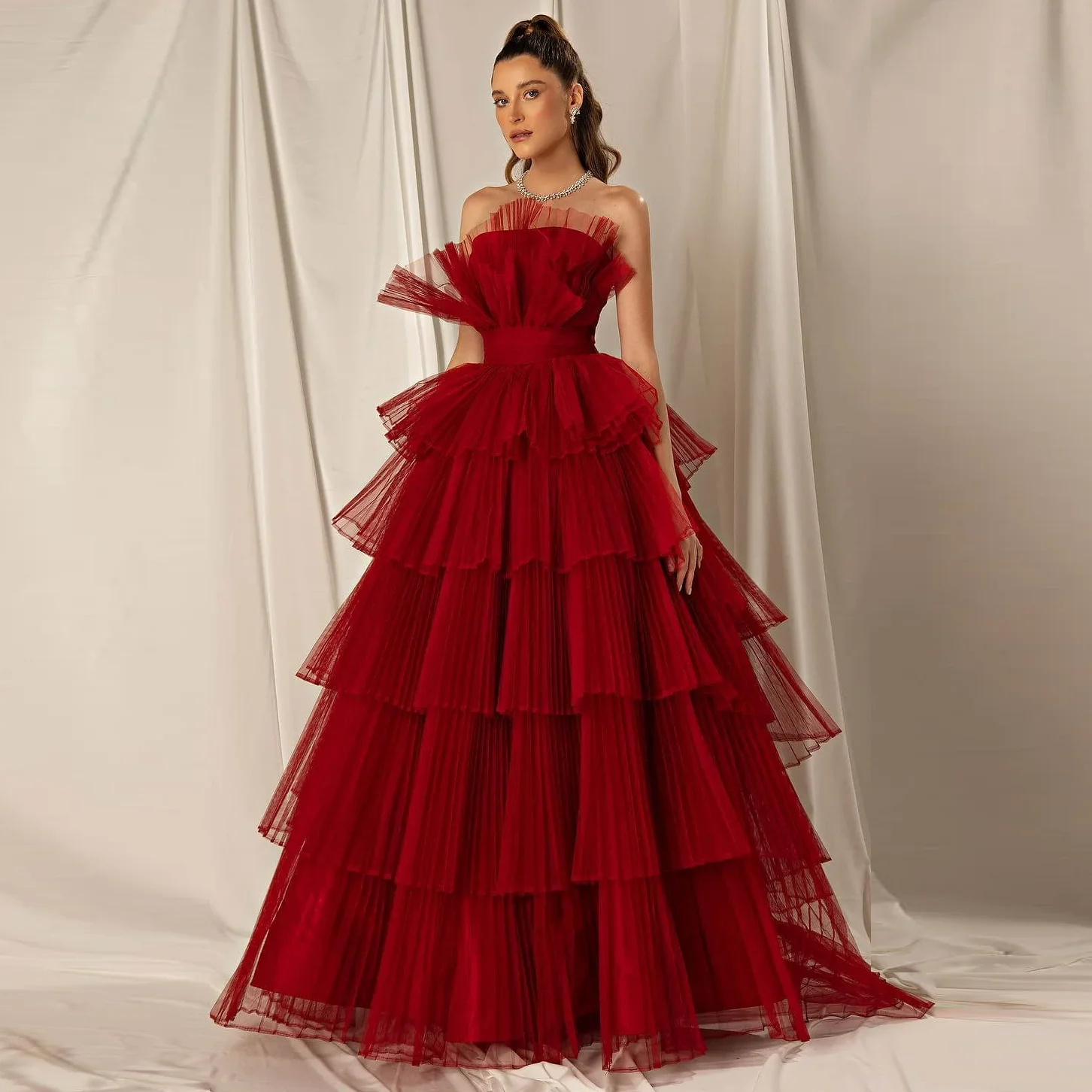 Burgundy Strapless Pleated Tulle Prom Party Dresses Sleeveless Layered Ruffles Mesh Long Evening Gown Formal Dress Vestidos