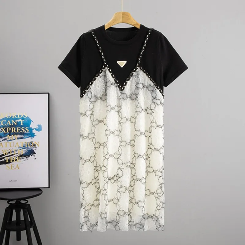 

2025 NEW Chic Fake Two-piece Short-sleeved T-shirt for Women in Summer Loose and Fashionable Floral Base Shirt
