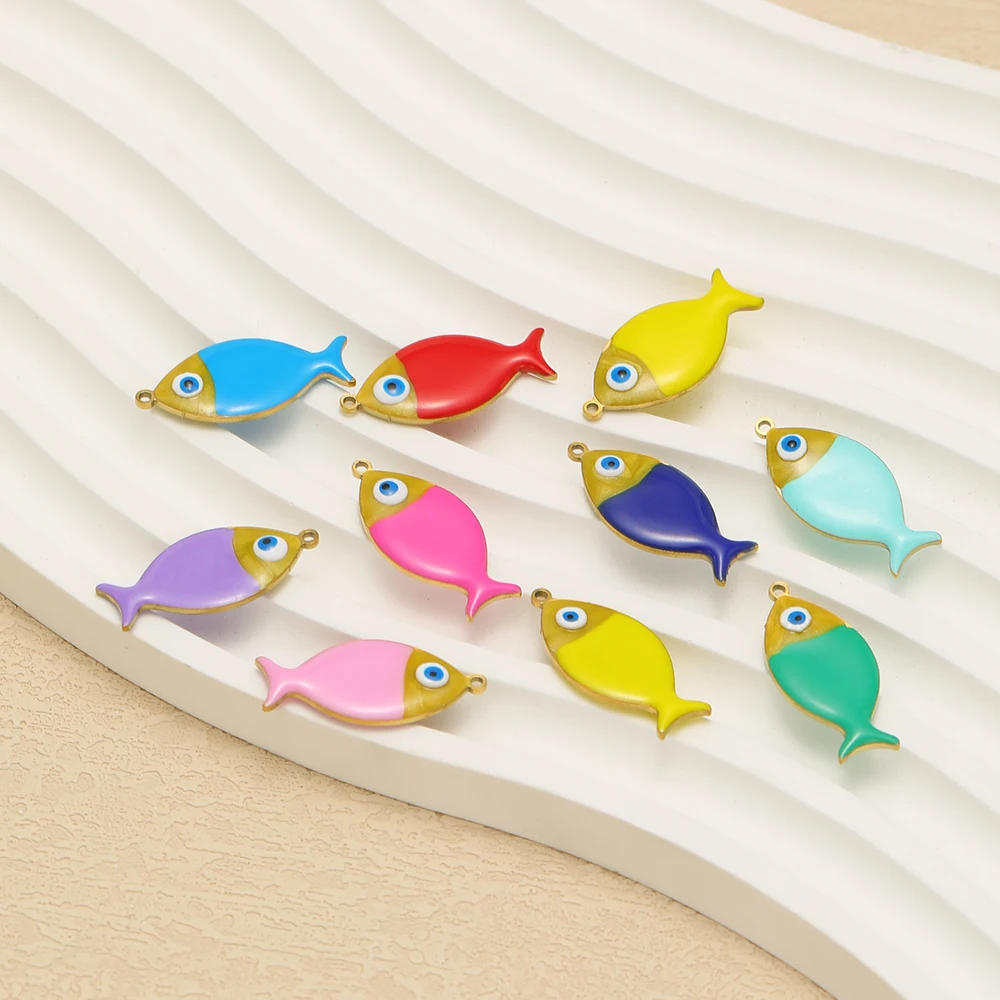 5 Stück Edelstahl-Anhänger in verschiedenen Farben mit emaillierten flachen Fischmotiven für DIY-Schmuck, Damen-Halsketten und Kinder-Ohrringe. – Detail 5