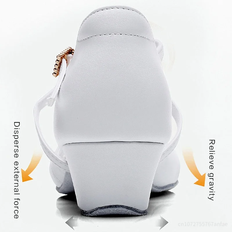 Рисунок 3 - Атласная танцевальная обувь