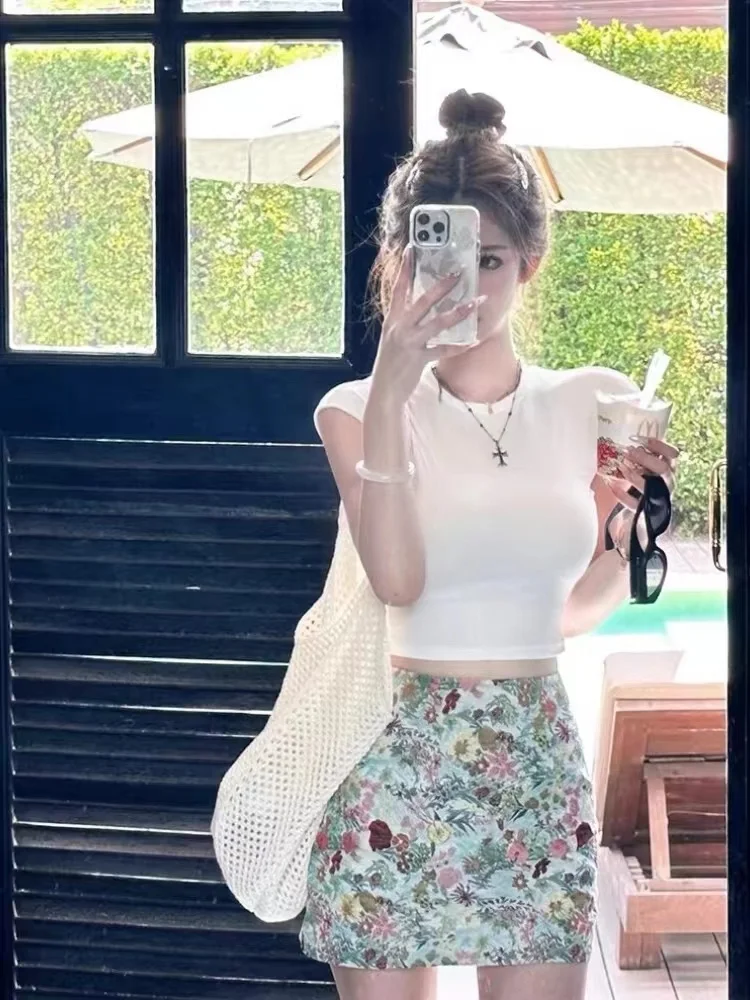 

2026 New American Style Hot Girl Outfit Set Women Summer Pure Desire Sweet Spicy Slim Fit T-Shirt Floral Wrap around Skirt