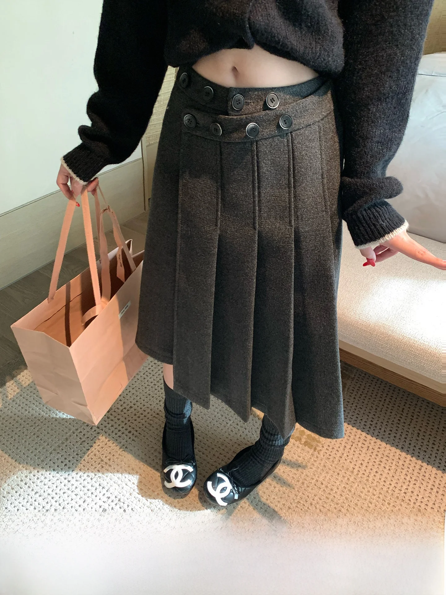 

Thiened Woolen Plaid Pleated Commuter Mid-Length Skirt Pants Women Winter Faion Casual Pants l Waist Button Sle