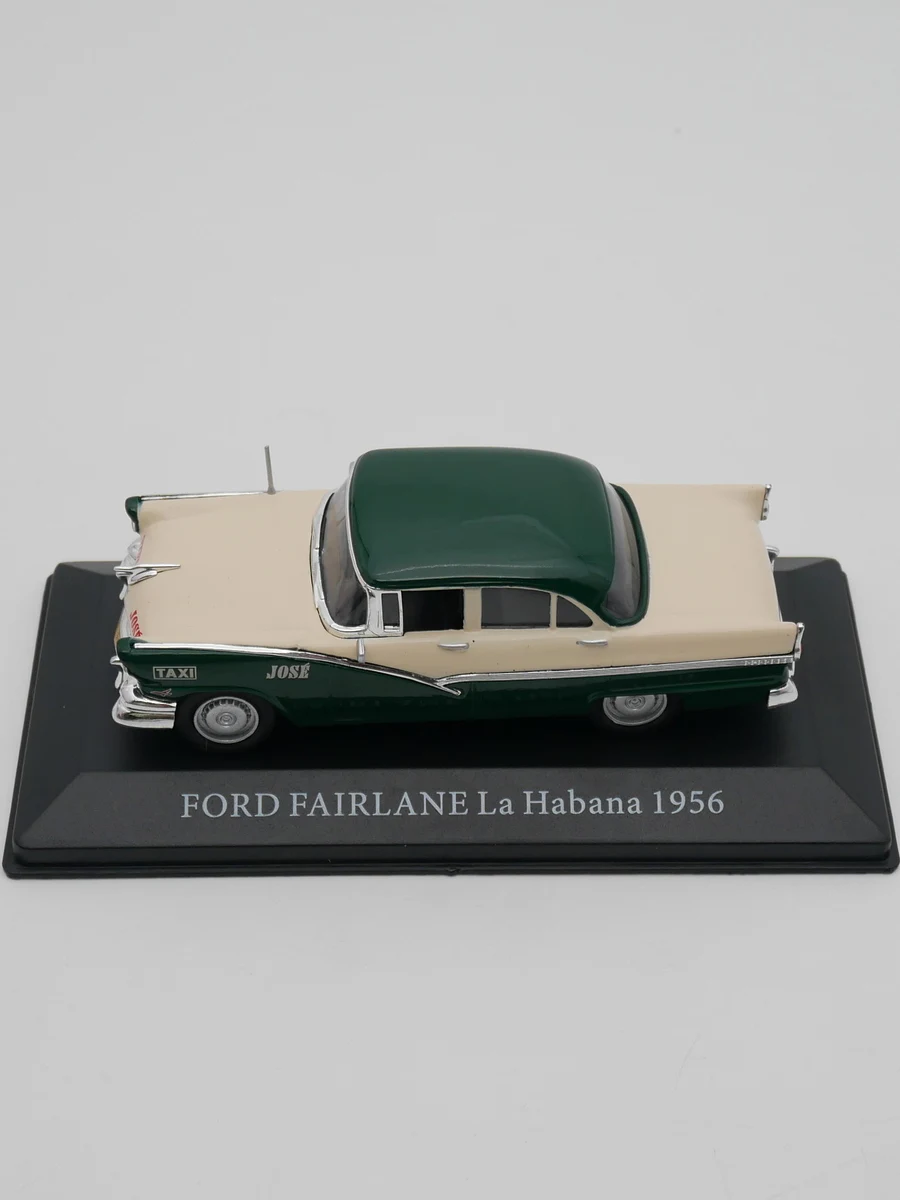 Ixo 1:43 Ford Fairlane La Habana Taxi 1956 Diecast Car Model Metal Toy Vehicle