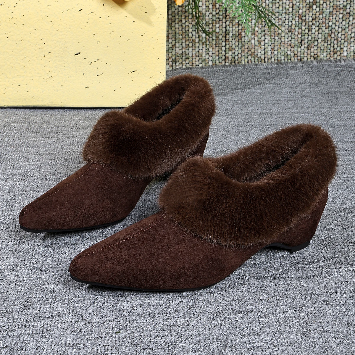 Retro Height-increasing Velvet - Women'S Fashion Winter 2026 review and price