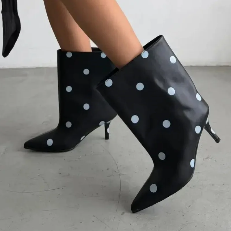 

White Blue Floral Printed Pointed Slip On Ankle Boots Women Leather Kitten Heel Short Boots Fashion Trendy Party Vacation Shoes