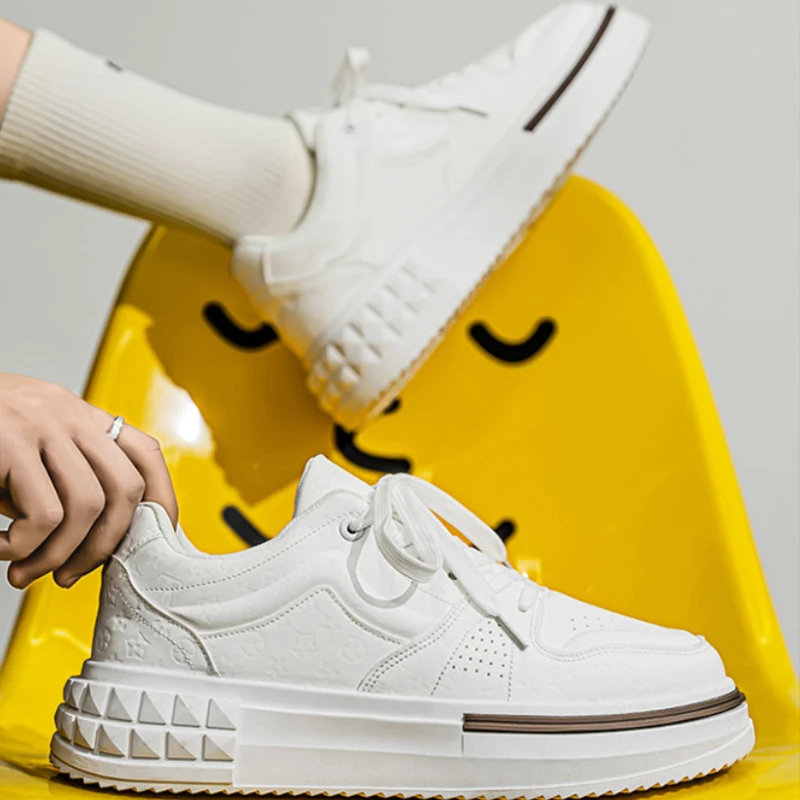 New Men's Casual Sports Shoes Thick-soled Breathable Man Shoes Low-top Leather Printed Casual Board Shoes Zapatos De Hombre