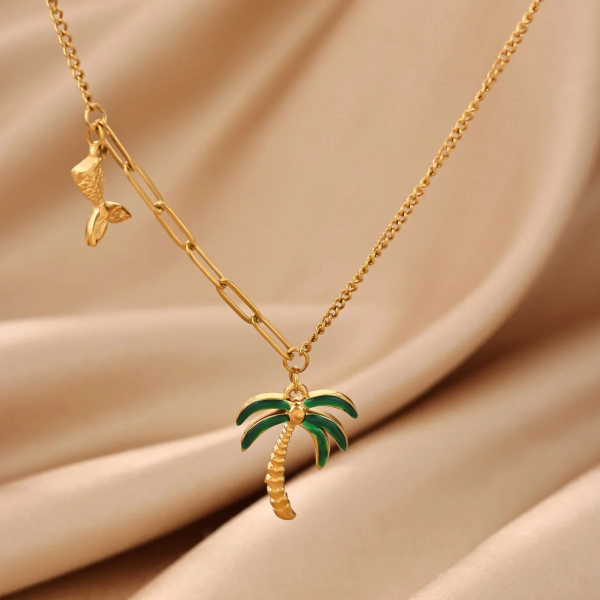 Stainless Steel Green Coconut Tree Necklace For Women Men Gold Color Palm Tree Necklace Saudi Arabia Ramadan Jewelry Gift