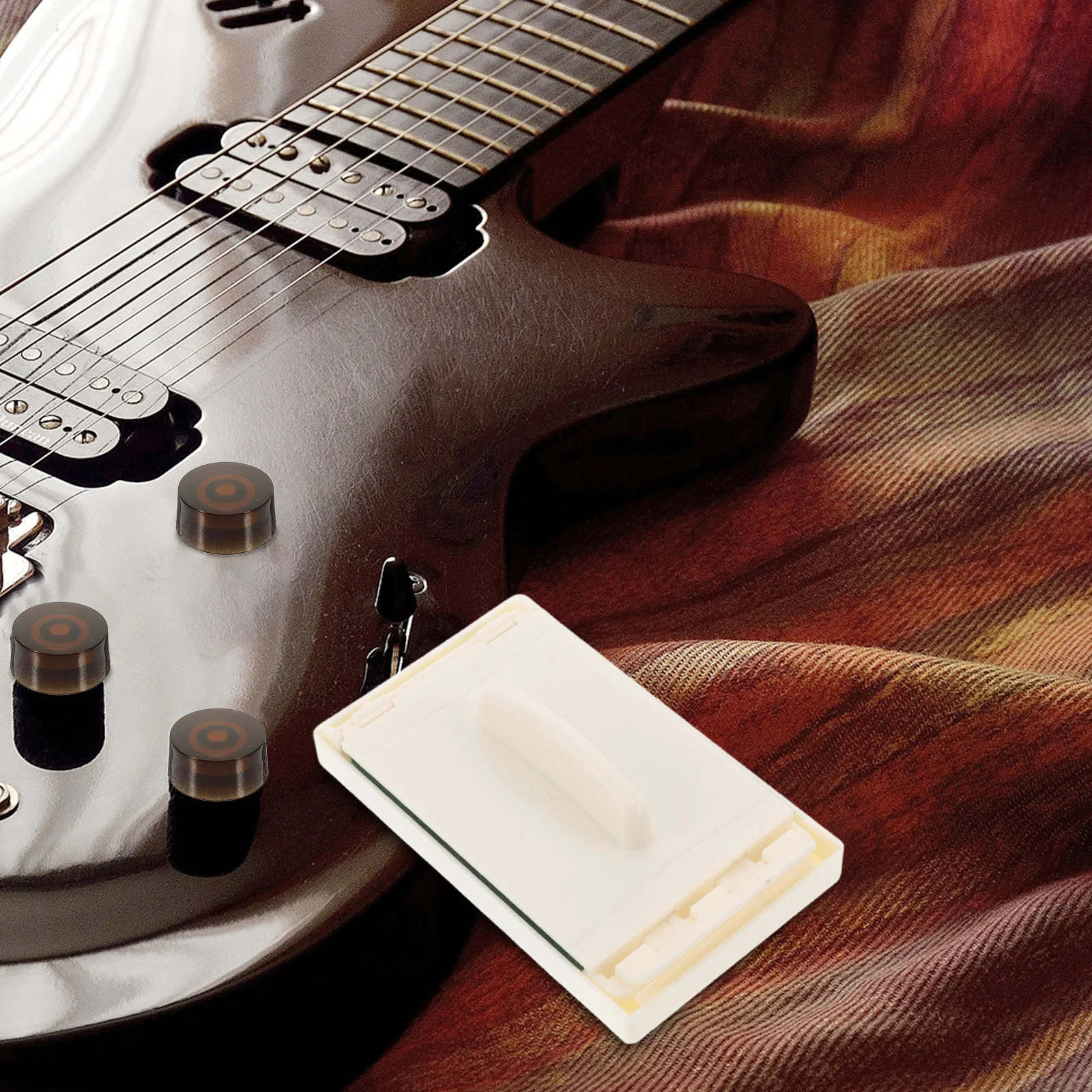 

Guitar String Cleaner Tool White Soft Bottom for Acoustic Electric Guitar Ukulele Professional Fret Cleaner Maintenance