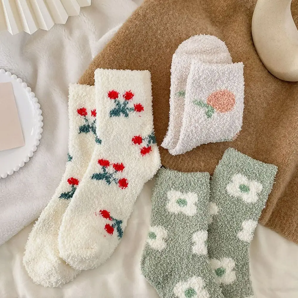 

Cute Thickened Coral Fleece Socks Flower Strawberry Winter Floor Plush Socks Sleeping Hosiery Warm Socks Women For Girls