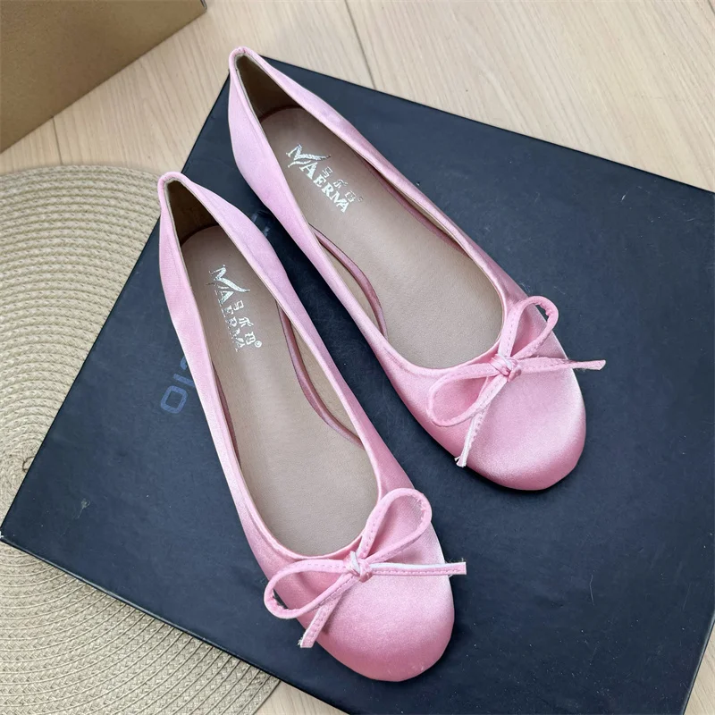 2025 Spring/Autumn New French Bow Retro Round Head Satin Ballet Shoes Fashion Shallow Mouth Large Size Casual Flat Women's Shoes