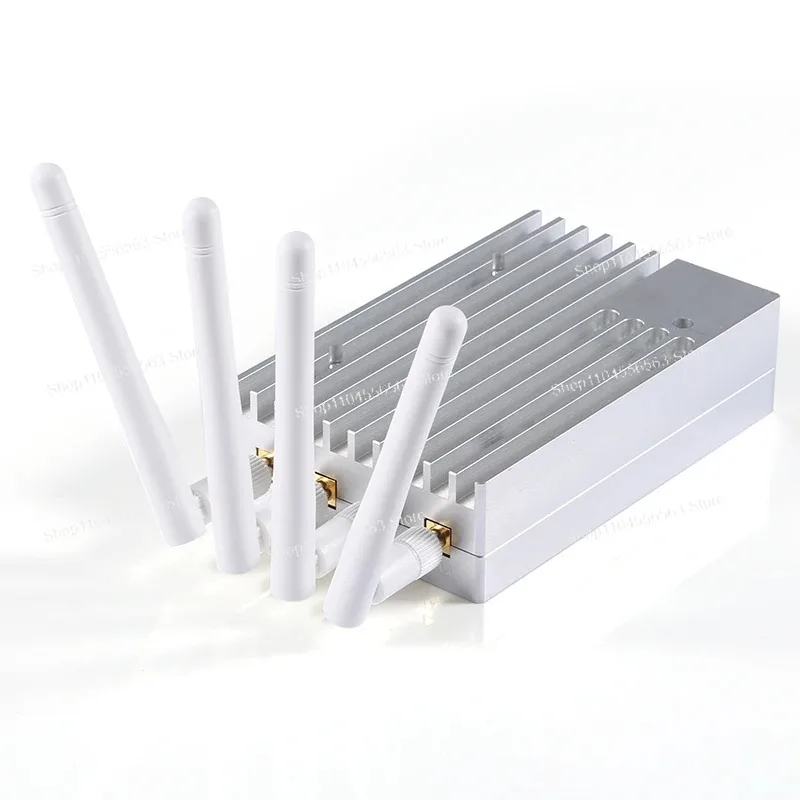 

Плутон Zynq7020 FPGA 70M-6GHZ АЦП/ЦАП AD9363 SDR Радиоприемник/передатчик RX/TX для ADI ADALM-PLUTO + корпус Tame Clock