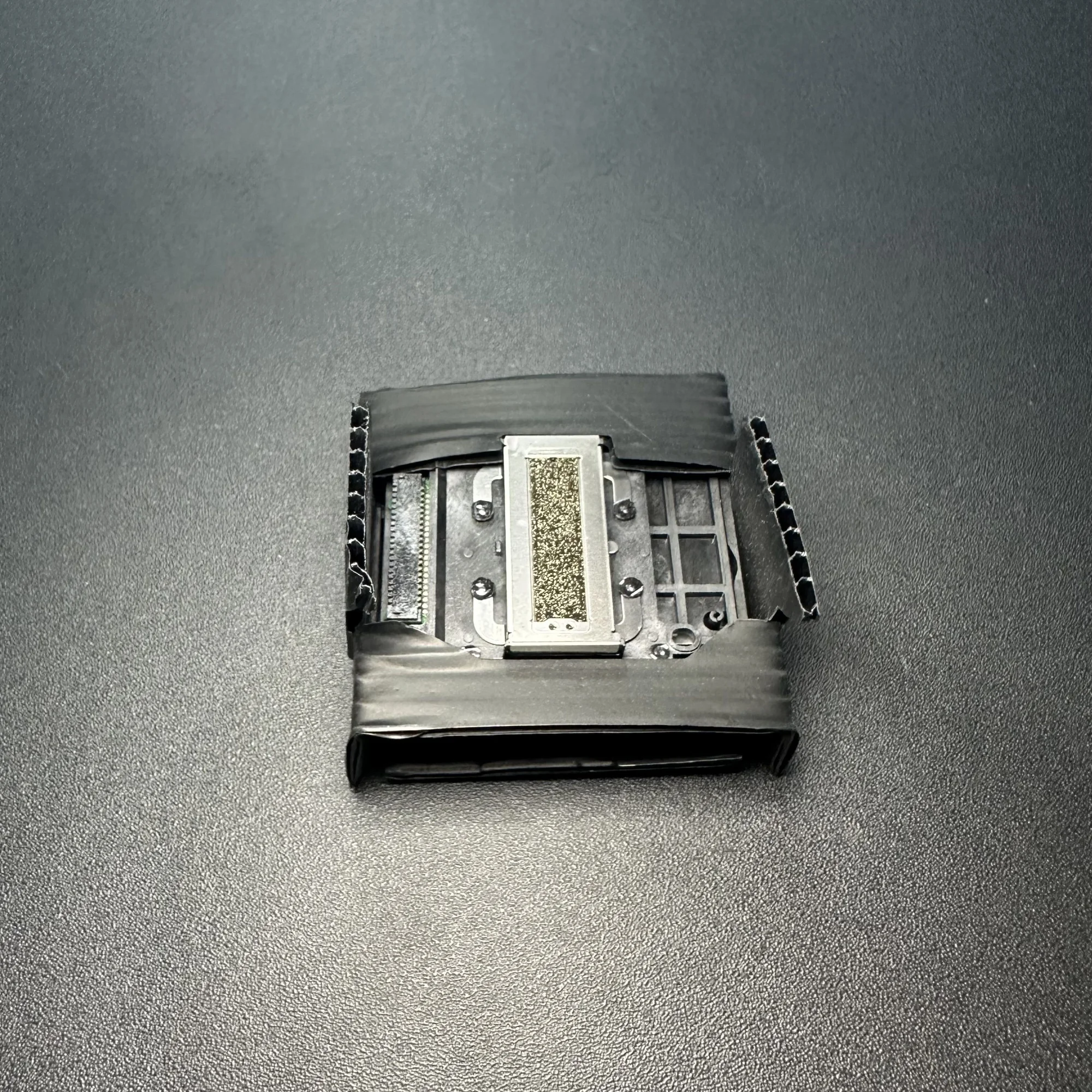 

Печатающая головка Печатающая головка для Epson L1110 L1118 L1119 L3100 L3106 L3108 L3110 L3115 L3116 L3117 L3118 L3119 L3150 L3156 L3158 L3180*1