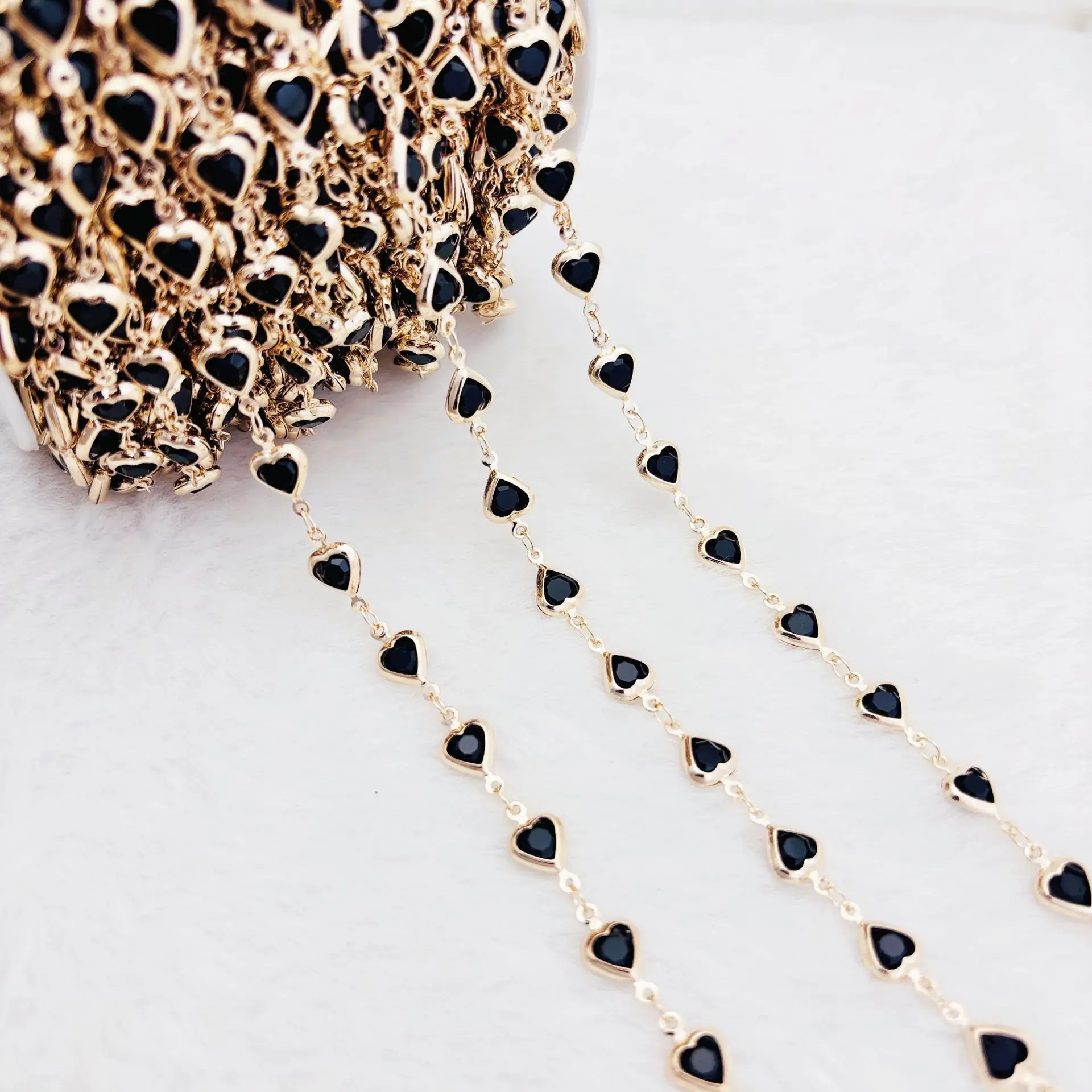 

5M Fashion Black Heart Charm DIY Gold Tone Link Chain Handmade Bracelet Necklace Jewelry Crafts Decorative Accessories Supplies