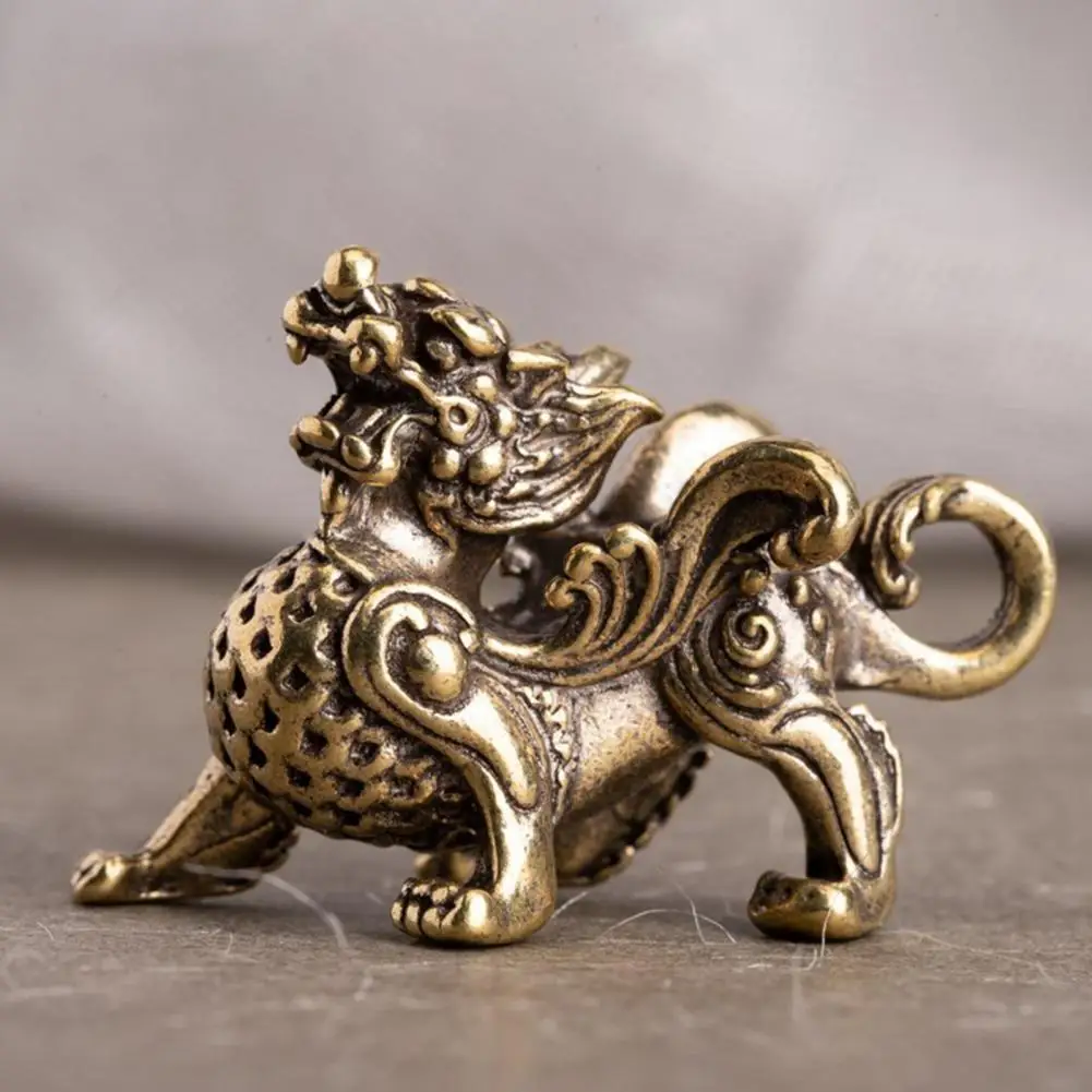 Chinese Style Brass Statue Figurine for Wealth Prosperity Luck Fengshui Luck Auspicious Beast Vintage Ornaments for Car Backpack
