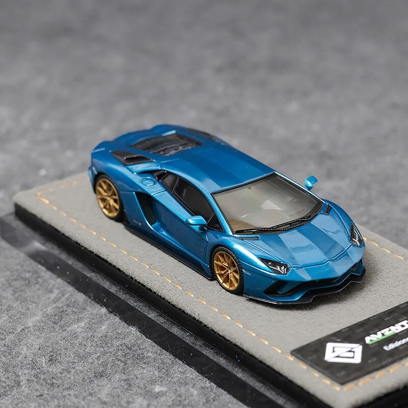 

GW God Wealth 1:64 Aventador lp740 Anniversary blue / Tiffany blue Diecast Model Car Resin Limited edition