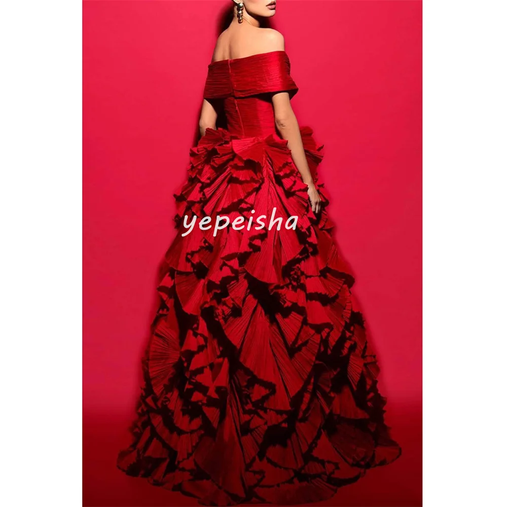 Vestidos largos personalizados a juego con pliegues intrincados, drapeados, corte en A, hombros descubiertos, vestidos para ocasiones a medida de alta calidad