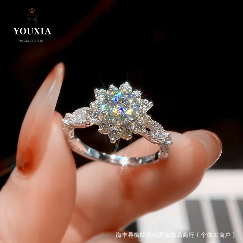 PT950 Platinum Women Light Luxury Snow Fairy Ring, 1 Carat Moissanite Elegant Finger Ornament for Daily Commute & Dating