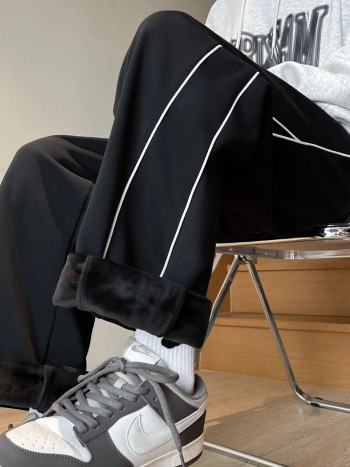 

Мужские утепленные брюки прямого кроя на флисовой подкладке, осенне-зимние, спортивные, универсальные, в стиле ретро, модные, брендовые, студенческие, длинные брюки