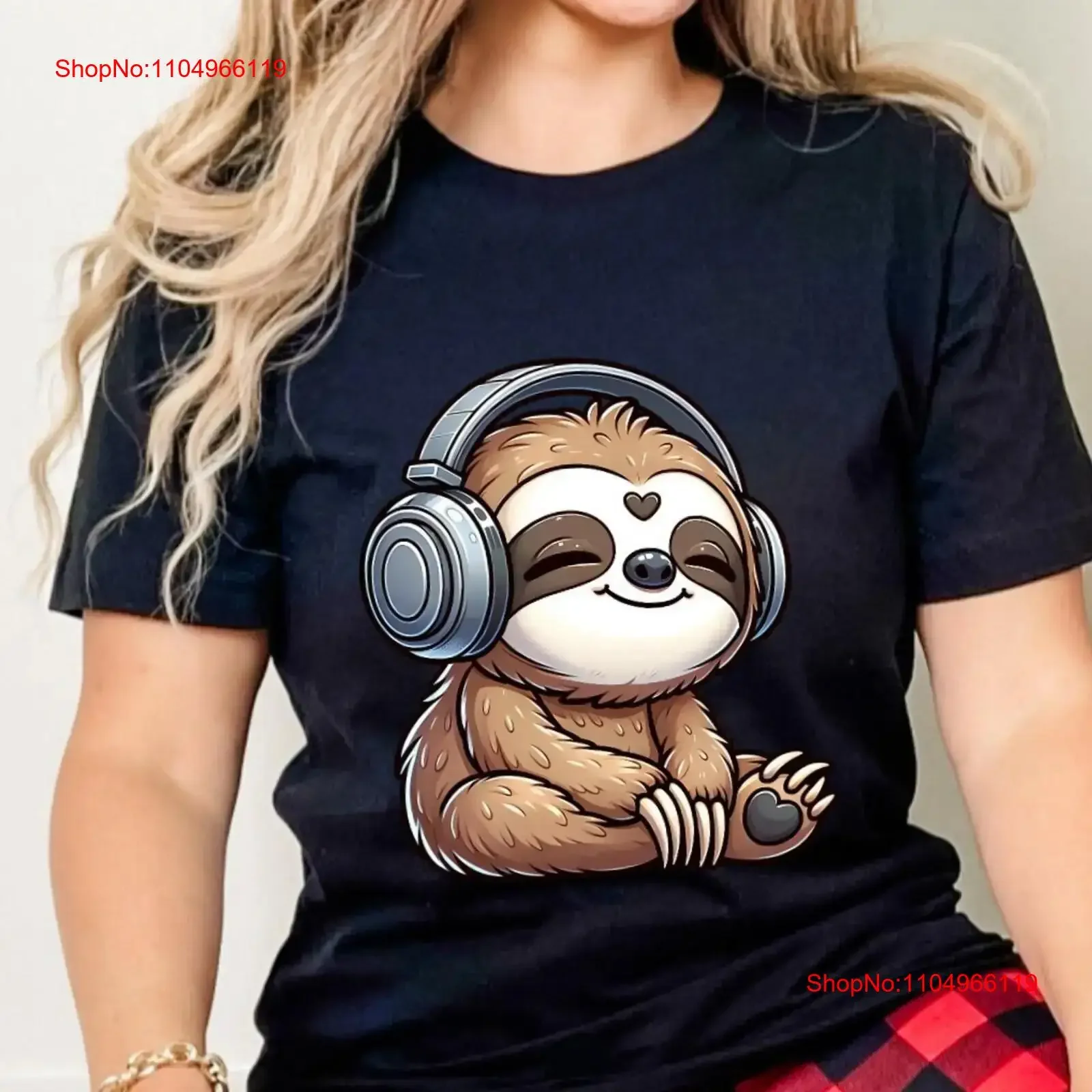

Очаровательная футболка с рисунком ленивца и диджея, мягкая хлопковая футболка, уютная посадка, прочный принт, идеально подходит для любителей и любителей животных, винтажная