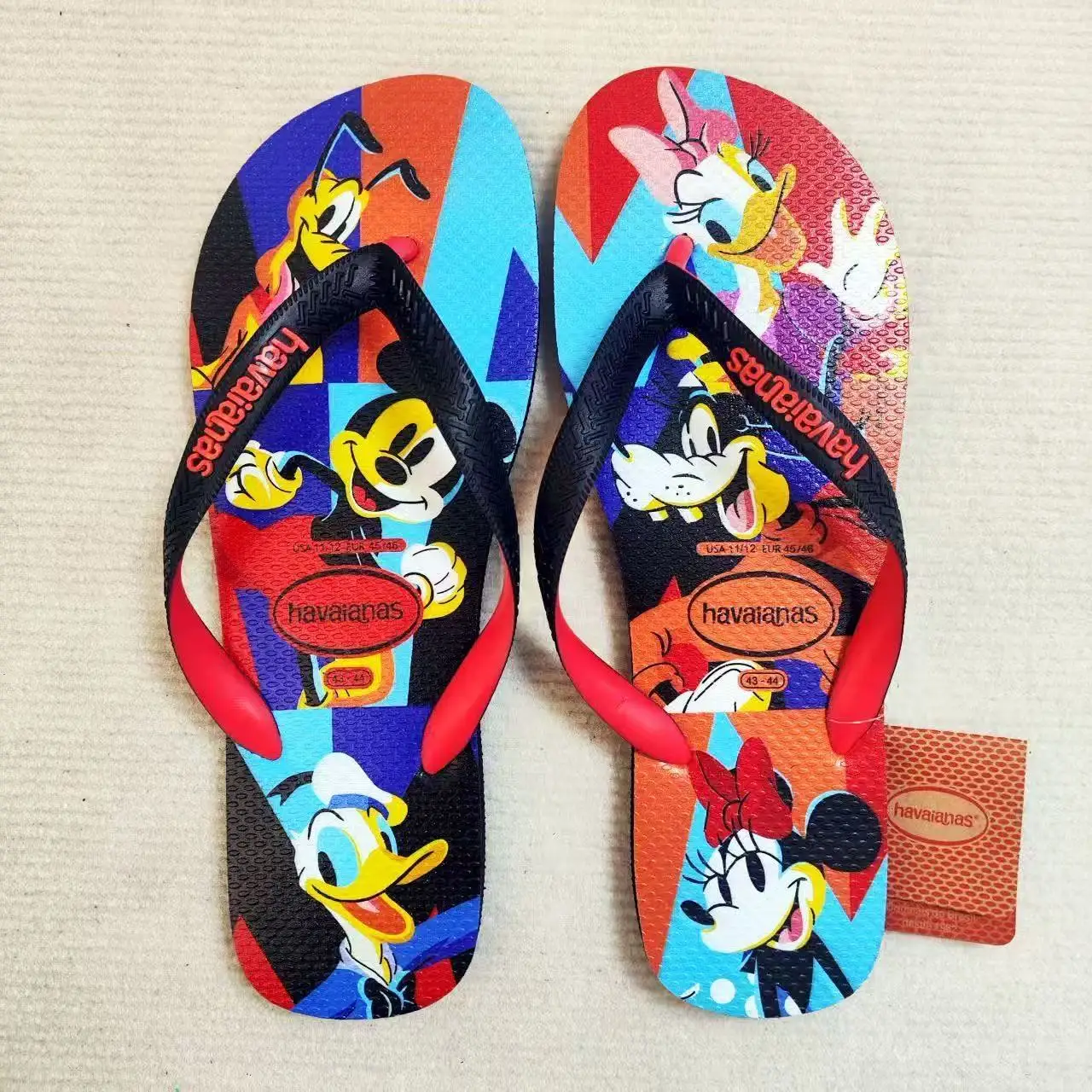 

2026 summer new Mickey Minnie Mouse Donald Daisy Duck Comfortable Cool couple man plus big size girls women fashion slippers