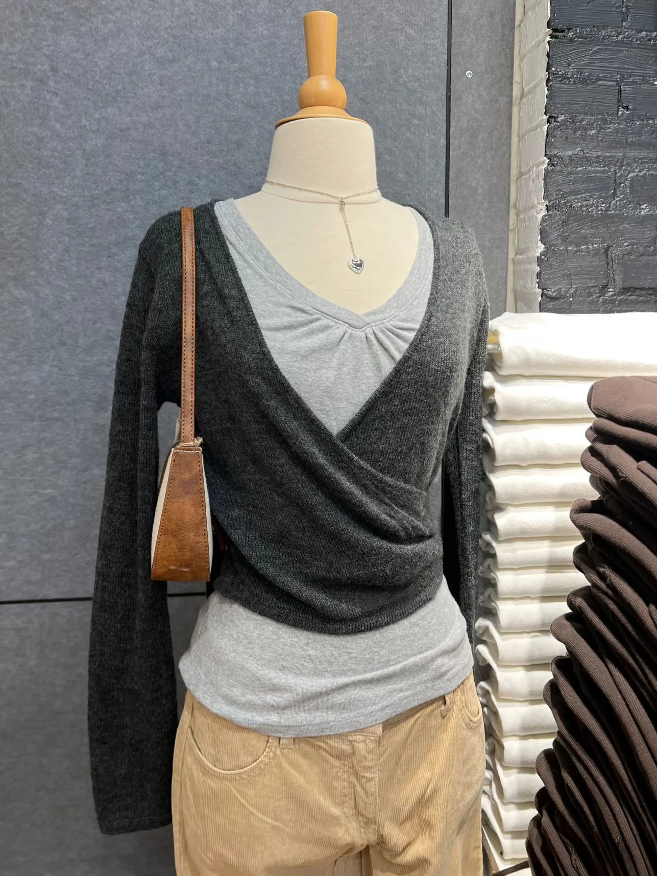 

New Dark Gray Lace-up Long Sleeve T-shirt Cardigan Spring V-neck Cotton Smock Solid Simple Sweet Wrap Knitwear Y2k Crop Tops