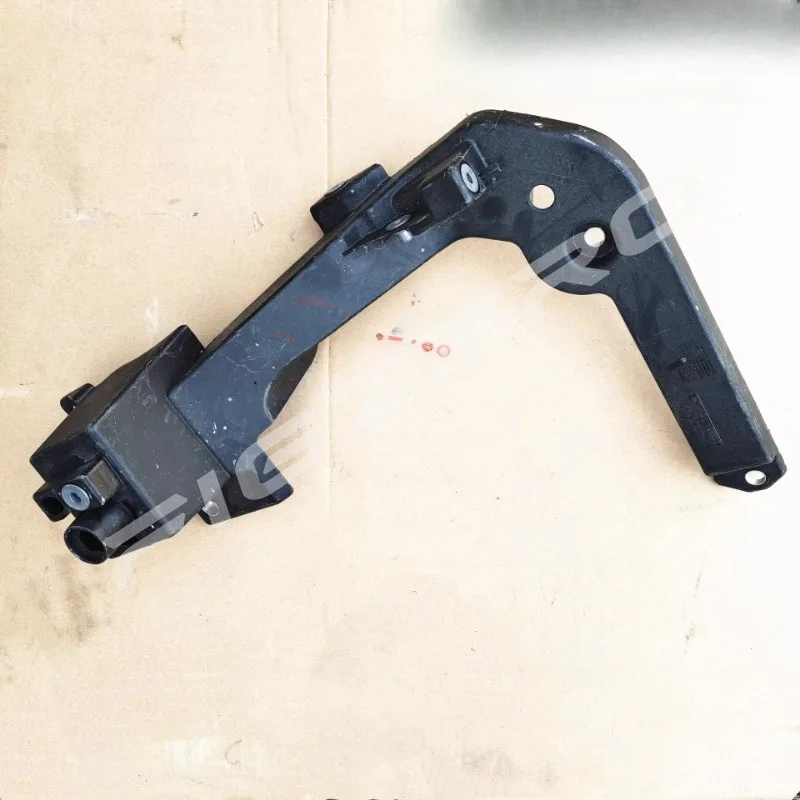 Headlight Bracket Retainer Clip For Volvo XC40 Left Right