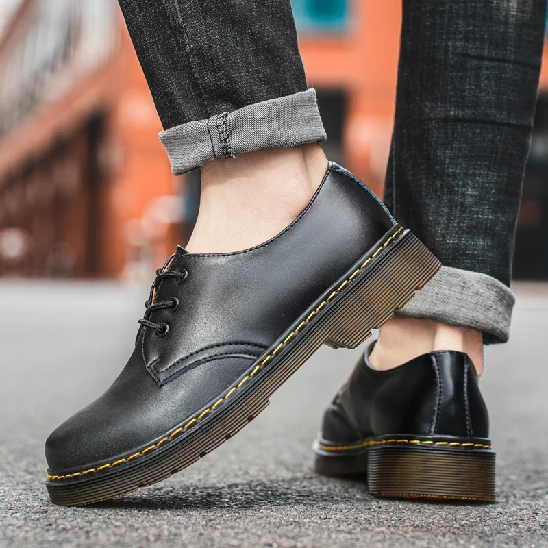 New 2025 Fashion Men's Shoes Genuine Leather Unisex Casual Shoes Breathable Flat Driving Shoes Outdoor Non-slip Man Loafers image 2
