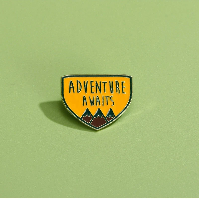 New Hot Selling Letter Adventure Mountain Design Metal Brooches Pins Unisex Fashion Badges DIY Clothing Bags Hat Scarf Accessory