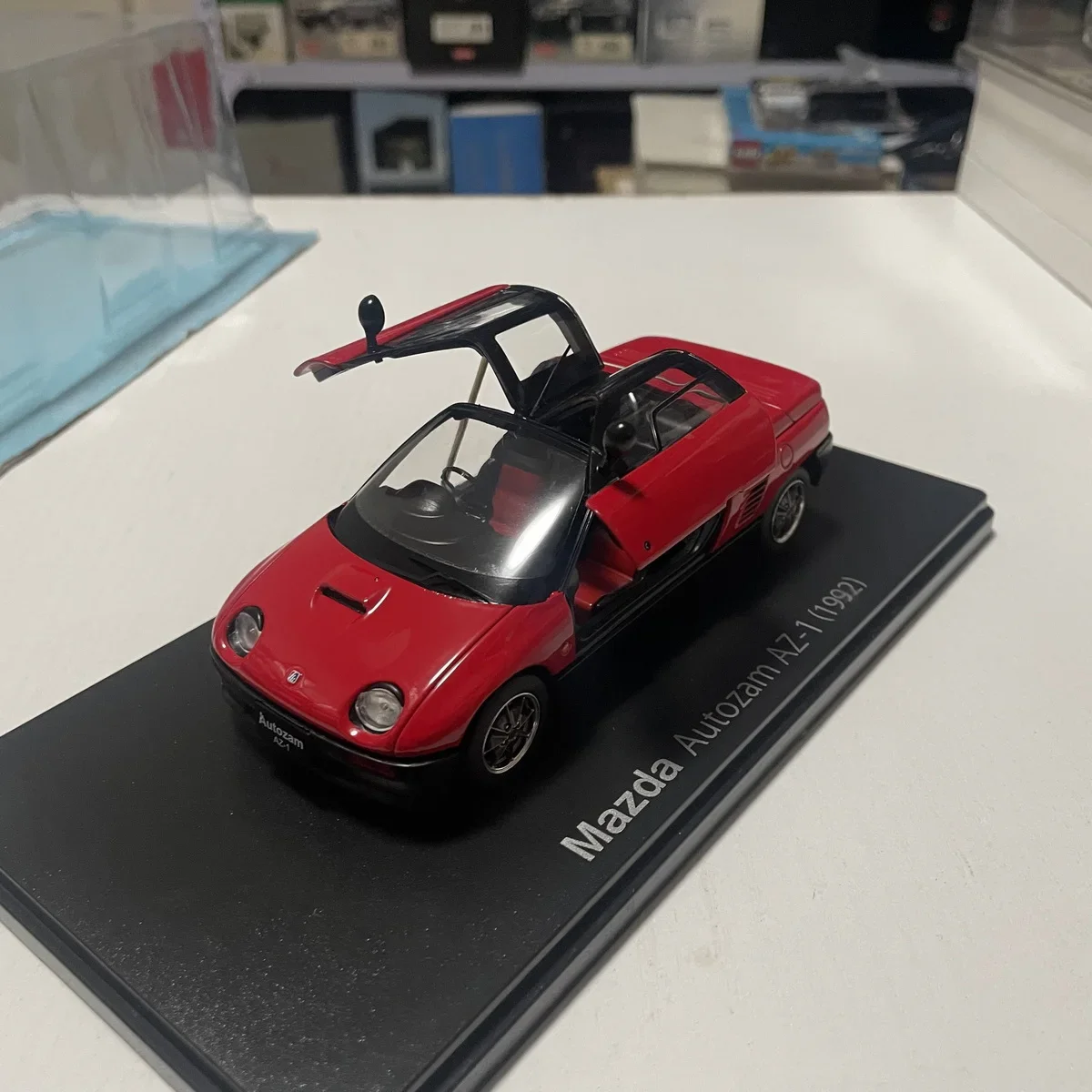 Autozam Az-1 1992 Gullwing Door Sports Car 1:24 Scale Simulation