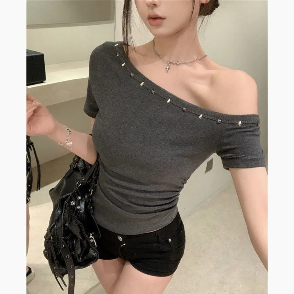 Trendy Studded Off Shoulder Top Stretchy Lightweight Asymmetric Neck T-Shirt Breathable Soft Women’s Short Sleeve Top Daily Wear
