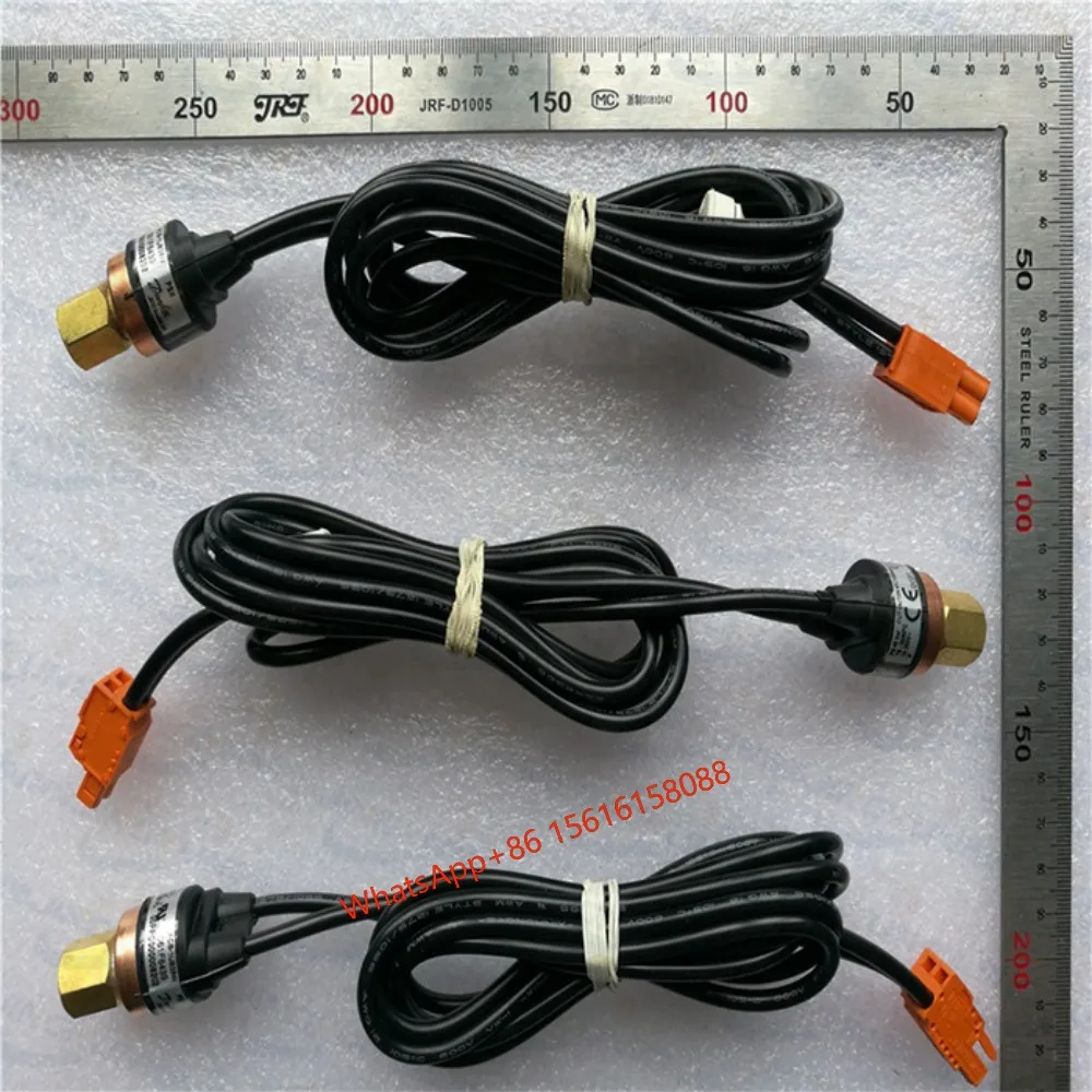 

Chiller refrigeration compressor original spare parts 00PPG000008201A carrier high voltage switch