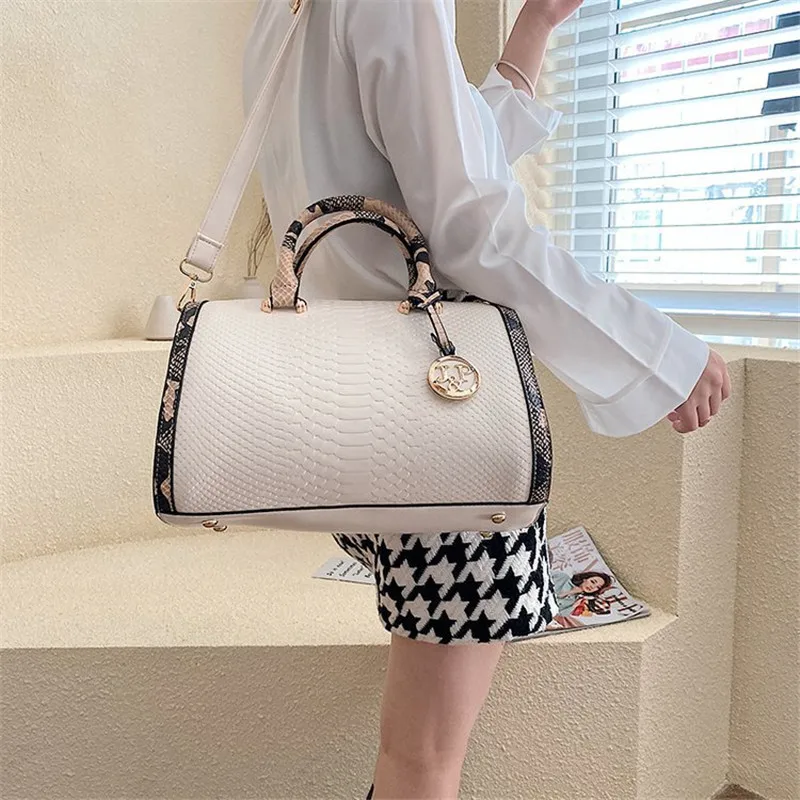 PU Leather Women Handbag Trend Shoulder Bags Top Handle Boston Female Totes clutches Sequined Pillow Elegant Lady Messenger Bag