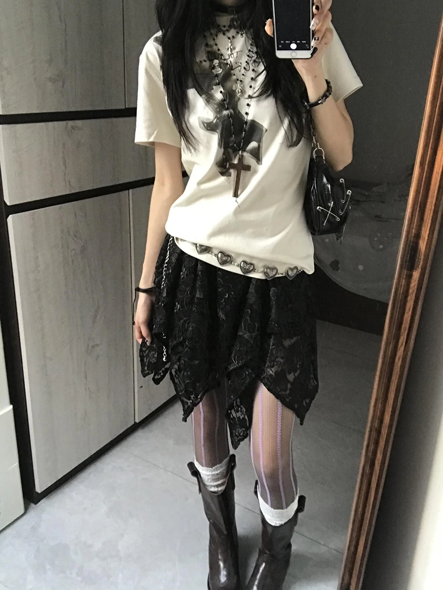 ReddaChic Asymmetrische Ruffle Tiered Rok Goth Punk Zwarte Bloemen Kant Elastische Taille Mini Rok Harajuku Retro Vrouwen Streetwear