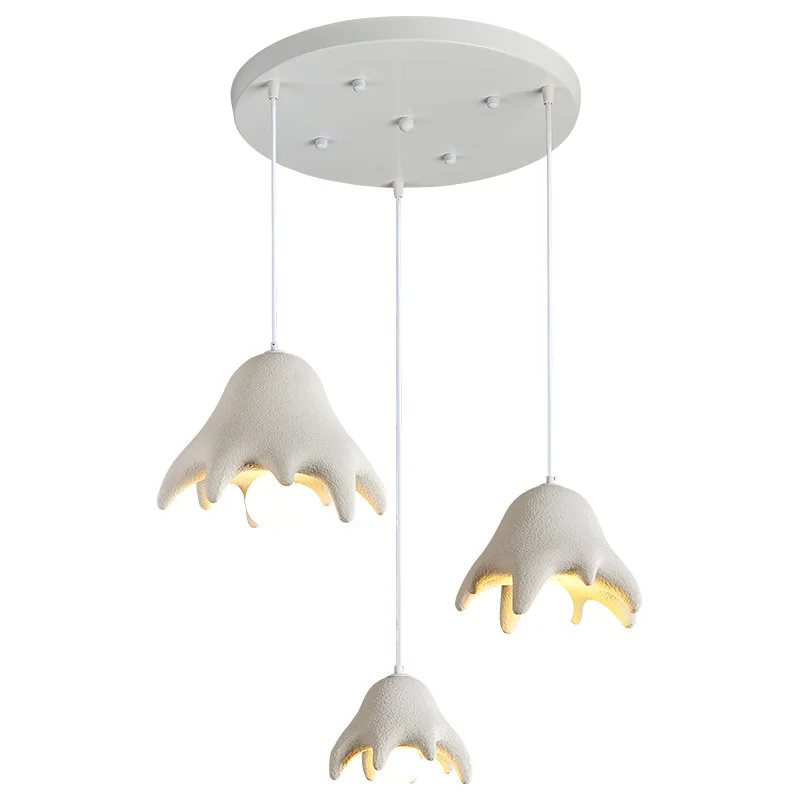 

Personalized original French cream wind chandelier, medieval vintage design island guest restaurant room