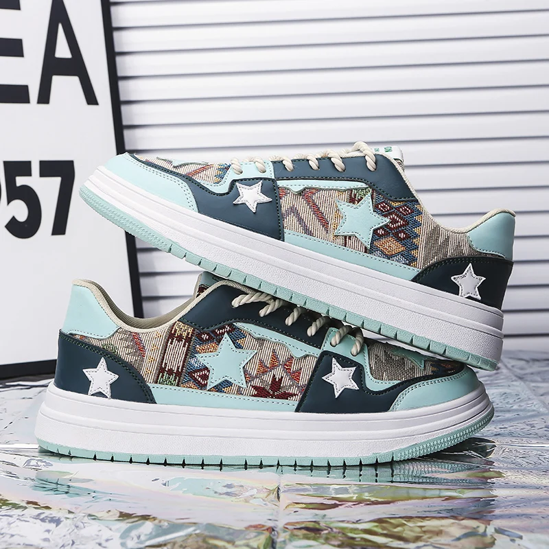 أحذية رياضية مرقعة إبداعية للرجال - تصميم فريد مستوحى من الفن، يتميز بسحر على الطراز القديم