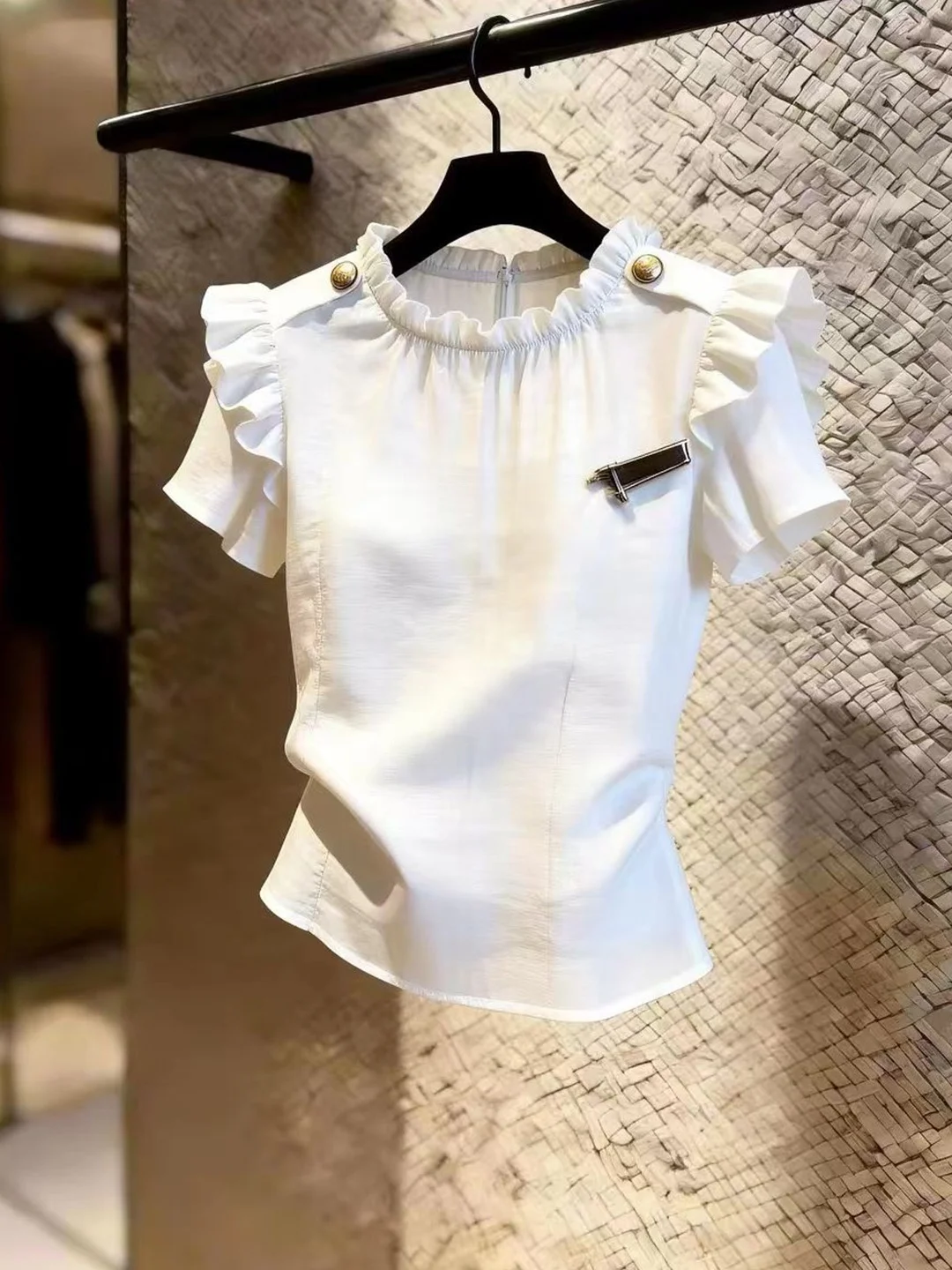 

Summer 2026 Women's Slim Fit Short Sleeve Shirt Korean Style Commute Pure Color Crew Neck Lace Design Sense Office Top