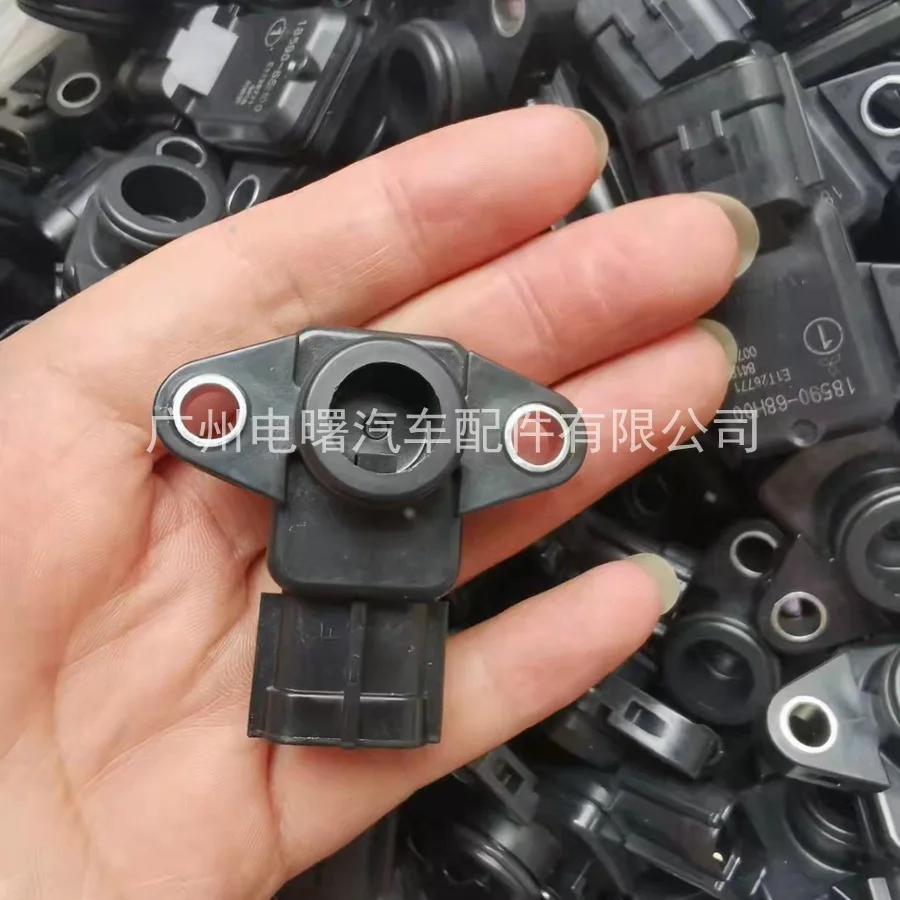 MAP Sensor 18590-68H00 Suitable for Suzuki Swift Tianyu Intake Pressure Sensor