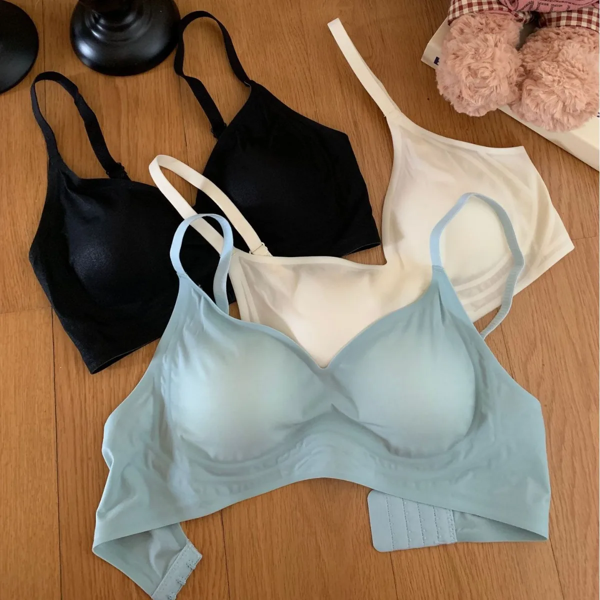 SP&CITY Simple Daily Thin Seamless Women's Bra Wire Free Solid Color Ice Silk Free Brassier Summer Comfort Gathered Push Up Bras