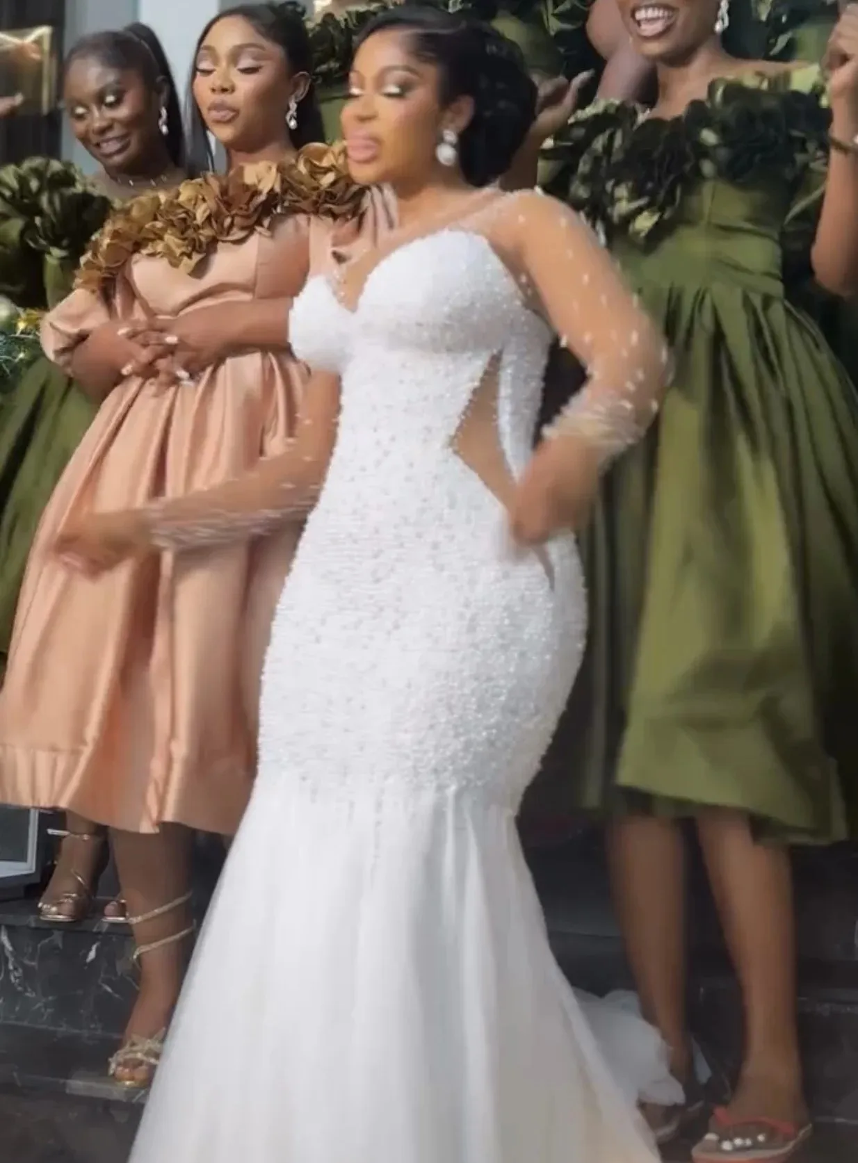 Sparkly Pearls Beads Mermaid Wedding Dress 2026 Sheer O-neck Long Sleeves Illusion Bridal Gowns Bride Dresses Vestidos De Noiva