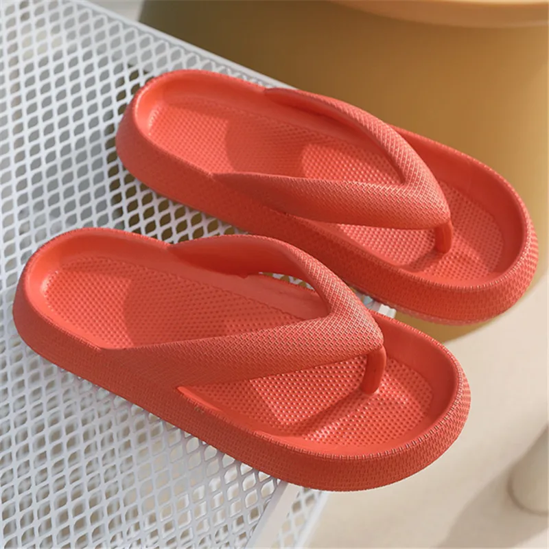 Soft Sole Platform Flip Flops Women 2023 Summer Beach Non Slip Cloud Slippers Woman Thick Sole Clip Toe Bathroom Slides Sandals