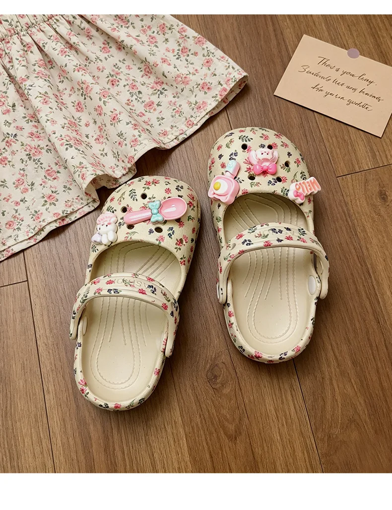 2026 Sommer Mädchen Mode Dickbodige Lochschuhe EVA Pantoffeln Rutschfeste Baotou-Slipper Outdoor Strand-Sandalen – Detail 13