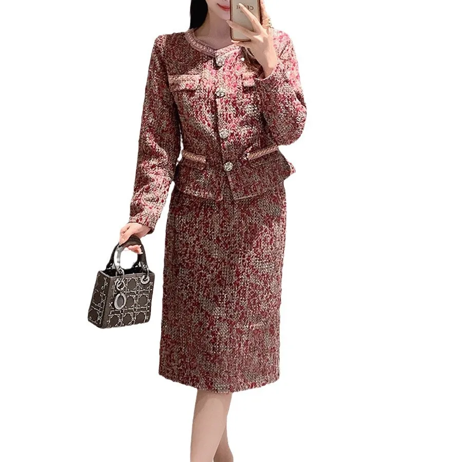 

2-pcs coarse tweed set round neck short jacket+skirt 2024 autumn/winter new style small fragrant woven belt set