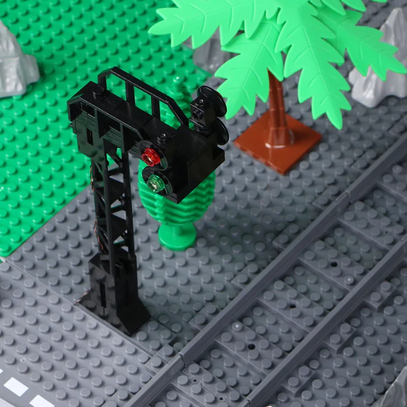 LED مدينة سلسلة قطار إشارة إشارة إشارة المرور نماذج MOC اللبنات لتقوم بها بنفسك ملحقات مصابيح الشارع الطوب ألعاب تعليمية