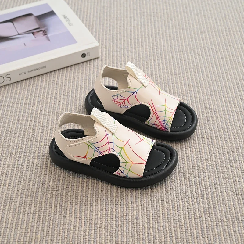 

2025 г., модные детские сандалии с открытым носком, модная дышащая обувь, детская толстая и мягкая нескользящая обувь на плоской подошве