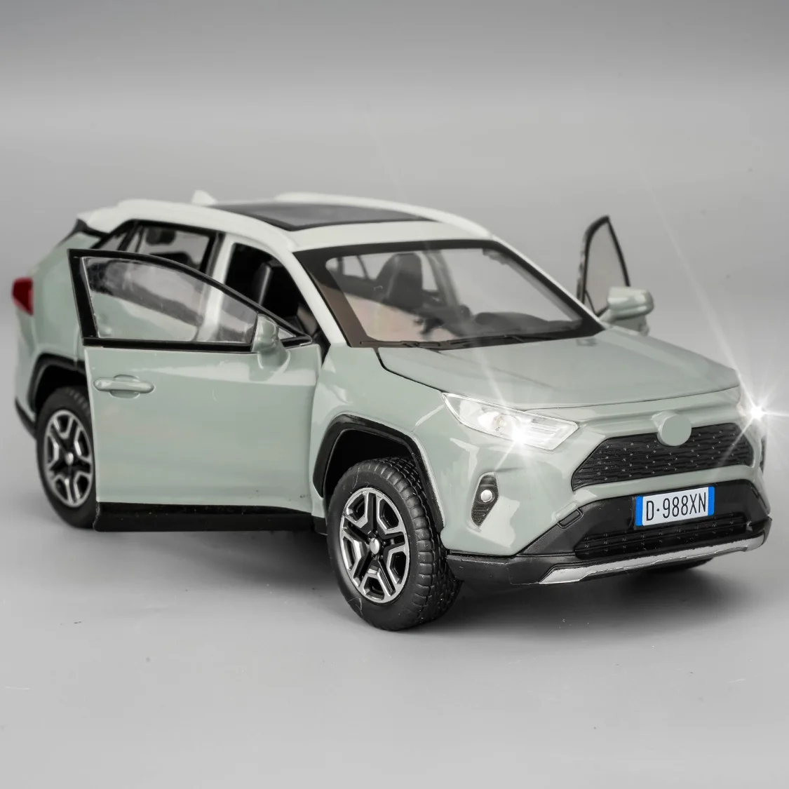 Model Car 1/32 RAV4 Alloy Diecast Collectible Toy Car with Light and Sound Toy Vehicle Door Can Be Opened for Boys Kids Toddler