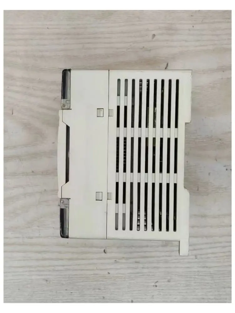 second-hand     PLC    XC5-24T-E     Test passed     Fast Shipping